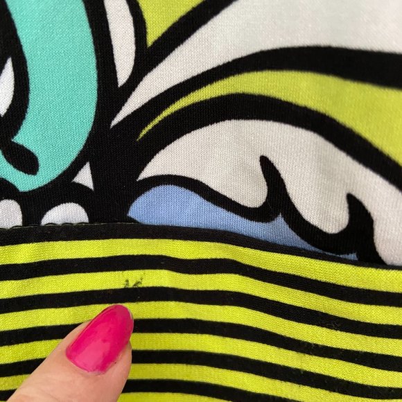 Colorful TUNIC TOP Soft Stretchy Knit Fabric Straight Neckline - Picture 5 of 7